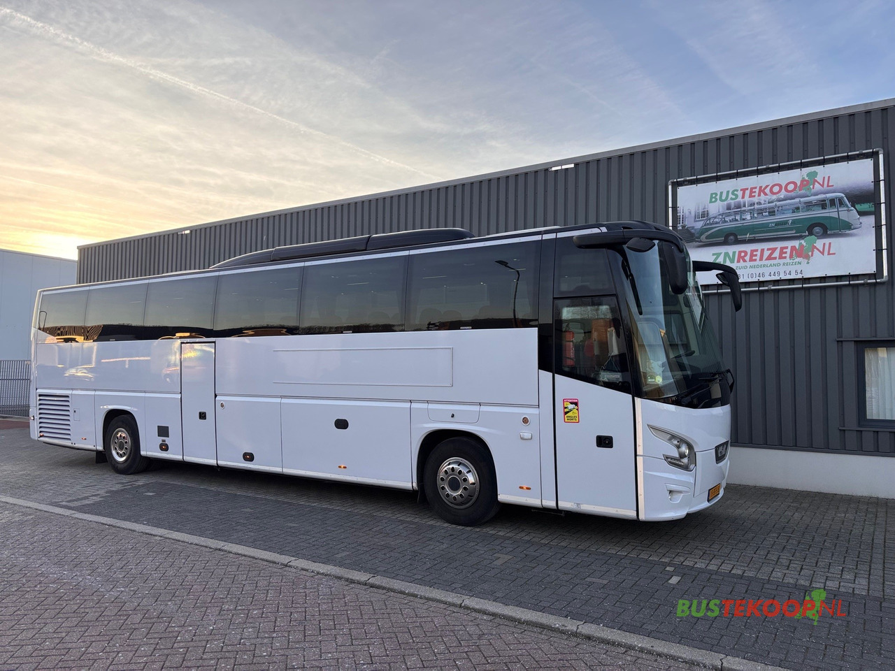 VDL Futura FHD2-129/440 - Autocar: photos 1 VDL Futura FHD2-129/440 - Autocar: photos 1