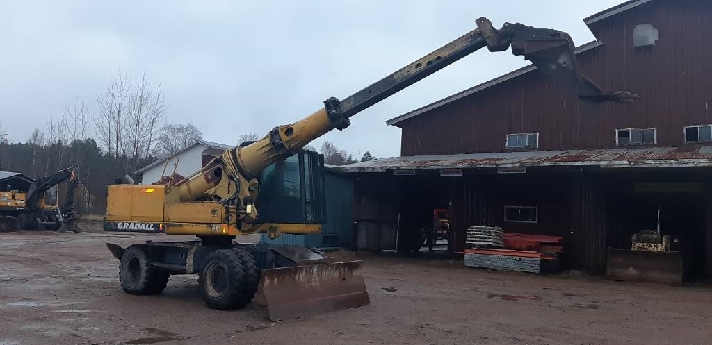 Gradall XL 2300 - Pelle sur pneus: photos 1 Gradall XL 2300 - Pelle sur pneus: photos 1