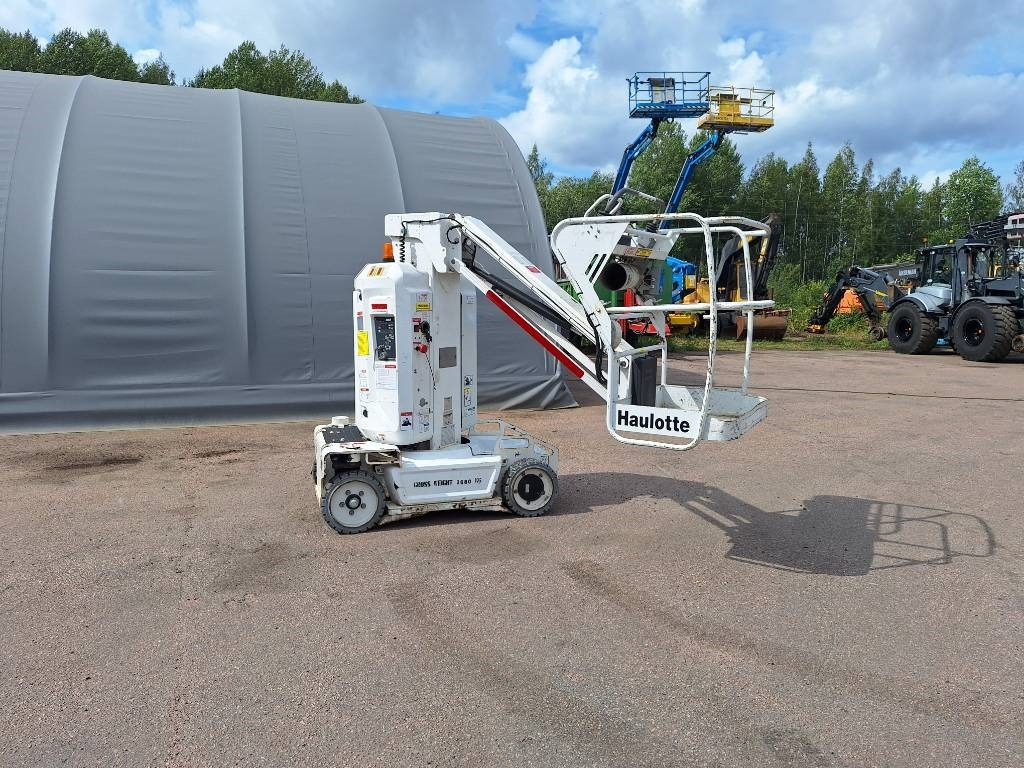 Haulotte Star 10  - Nacelle à mât vertical: photos 3 Haulotte Star 10  - Nacelle à mât vertical: photos 3