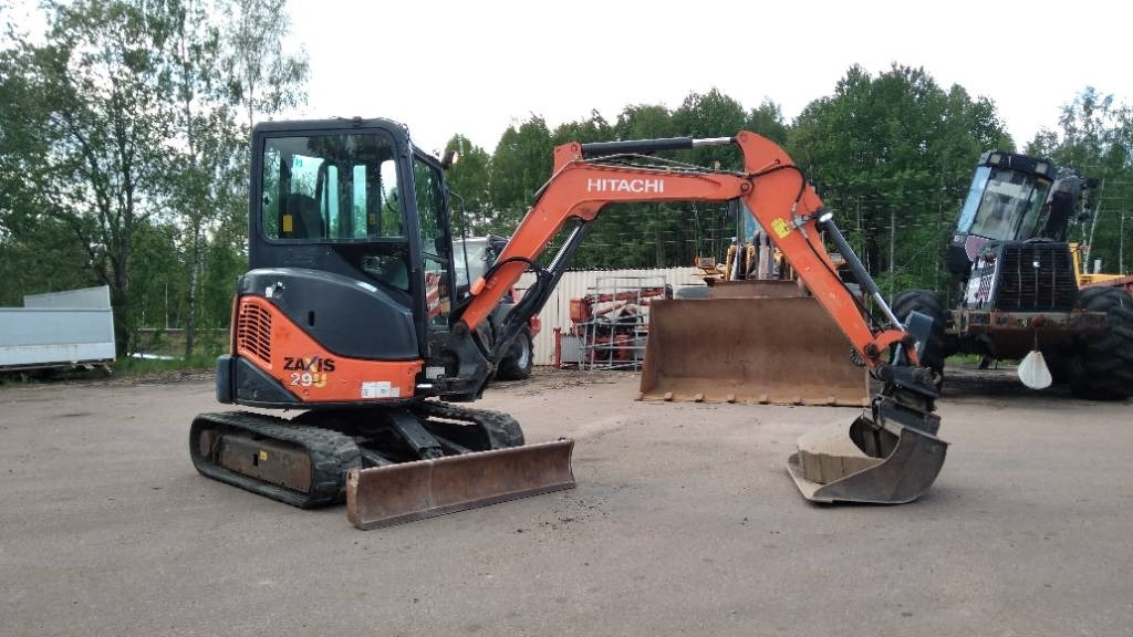 Hitachi ZX 29 U-3 CLR - Mini pelle: photos 2 Hitachi ZX 29 U-3 CLR - Mini pelle: photos 2