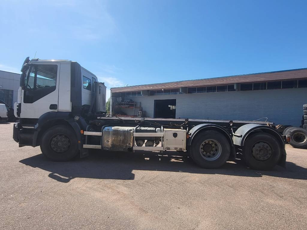 Iveco Stralis-360 - Camion - système de câble: photos 5 Iveco Stralis-360 - Camion - système de câble: photos 5