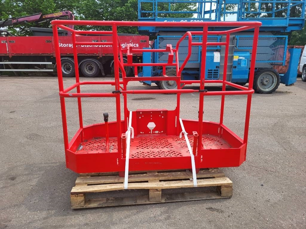 Manitou ATJ 200 kori - Nacelle: photos 1 Manitou ATJ 200 kori - Nacelle: photos 1