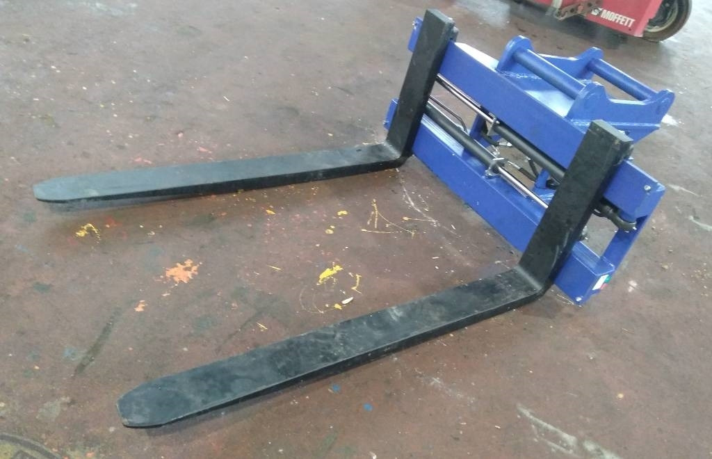 T-Steel Hydrauliset trukkipiikit 5T - Fourches pour Engins de chantier: photos 1 T-Steel Hydrauliset trukkipiikit 5T - Fourches pour Engins de chantier: photos 1