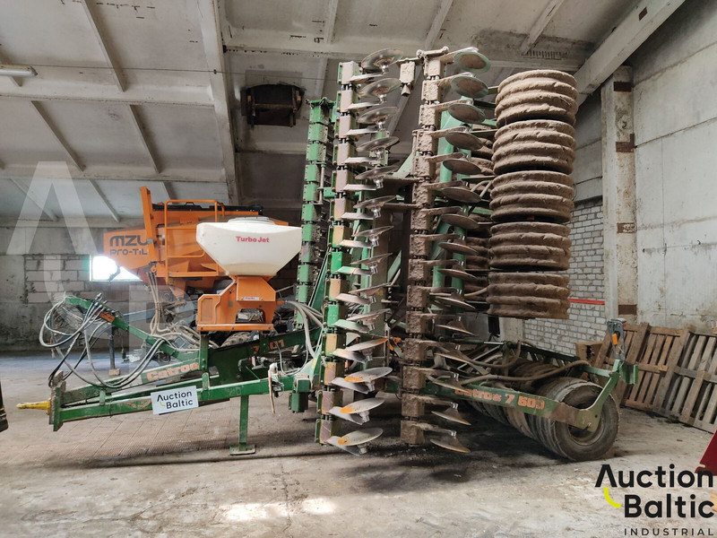 Amazone Catros 7500 - Cover crop: photos 2 Amazone Catros 7500 - Cover crop: photos 2