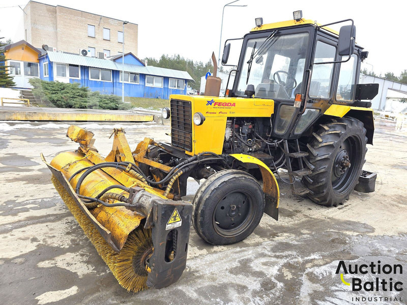 Belarus MTZ 82 - Tracteur agricole: photos 1 Belarus MTZ 82 - Tracteur agricole: photos 1