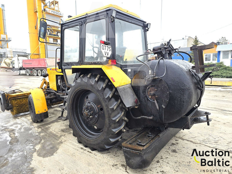 Belarus MTZ 82 - Tracteur agricole: photos 4 Belarus MTZ 82 - Tracteur agricole: photos 4