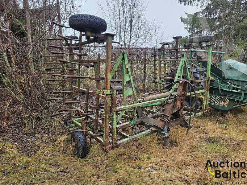 CULTIVATOR - Bineuse: photos 1 CULTIVATOR - Bineuse: photos 1