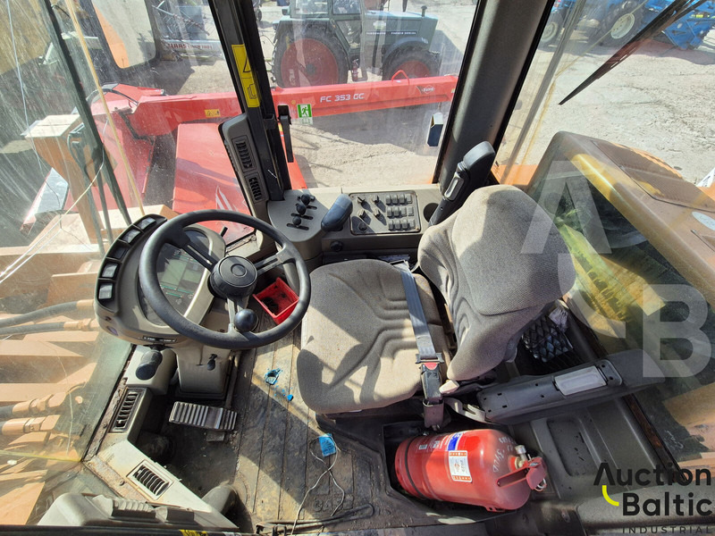 Case 821 C - Chargeuse sur pneus: photos 5 Case 821 C - Chargeuse sur pneus: photos 5