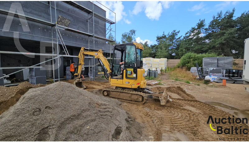 Caterpillar 303 CR - Mini pelle: photos 2 Caterpillar 303 CR - Mini pelle: photos 2