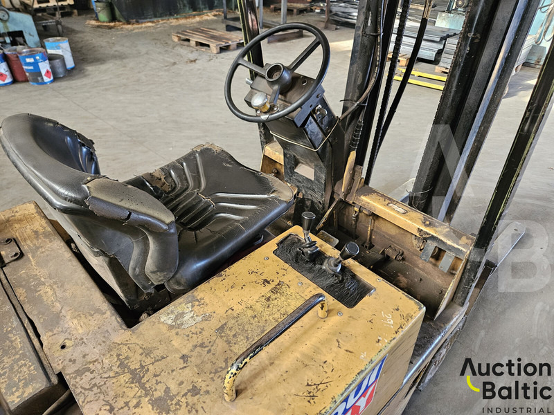 Chariot élévateur FORKLIFT: photos 8