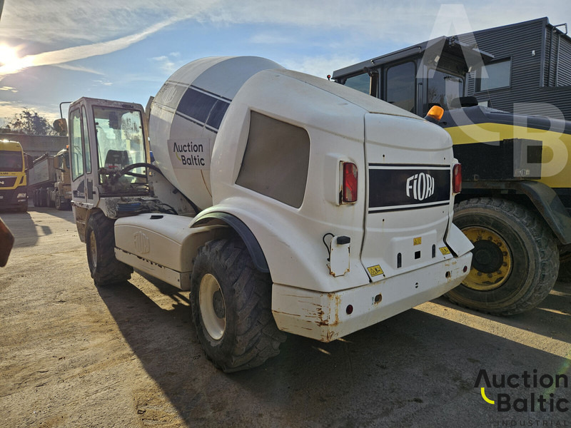 Fiori BX 15 H - Camion malaxeur: photos 4 Fiori BX 15 H - Camion malaxeur: photos 4