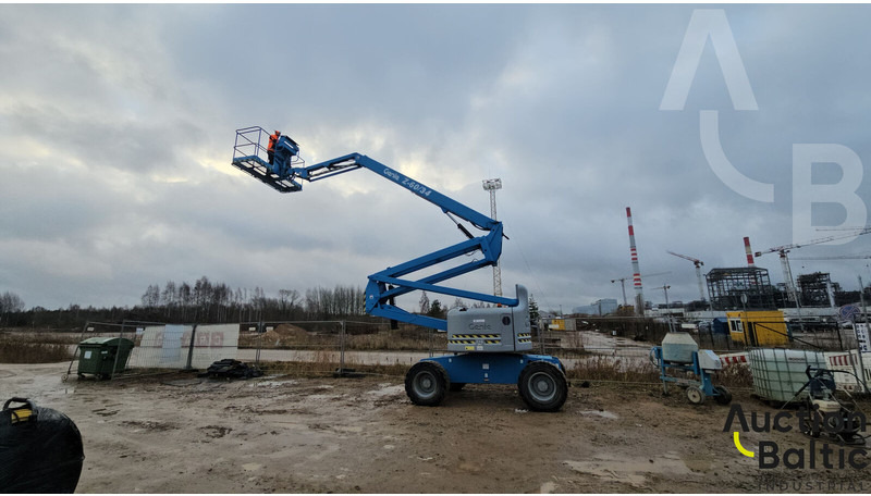 Genie Z 60/34 - Nacelle articulée: photos 1 Genie Z 60/34 - Nacelle articulée: photos 1