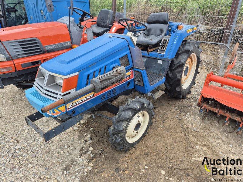 Iseki TU 200 - Tracteur agricole: photos 1 Iseki TU 200 - Tracteur agricole: photos 1