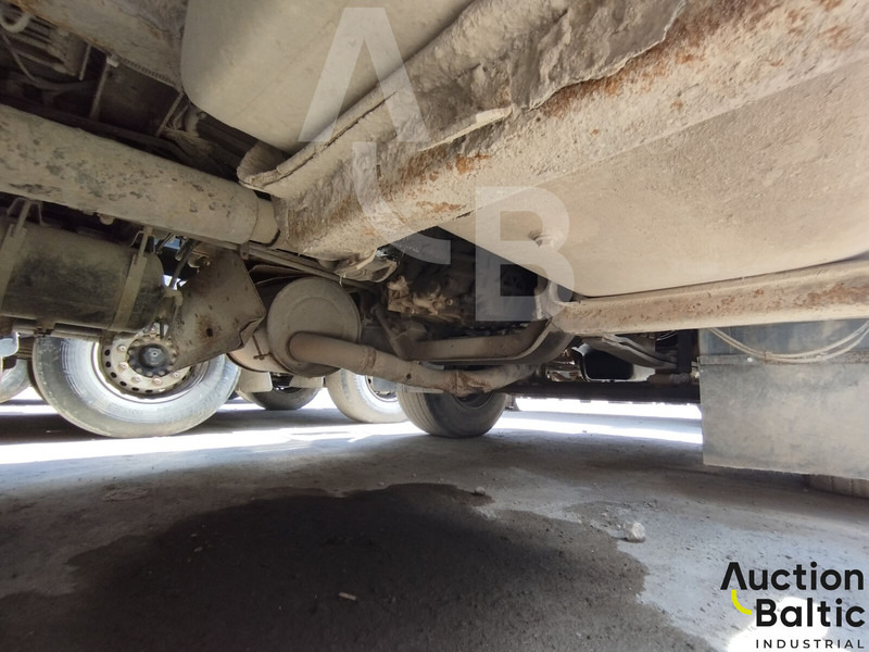 Camion benne Iveco 260 E44: photos 20 Camion benne Iveco 260 E44: photos 20