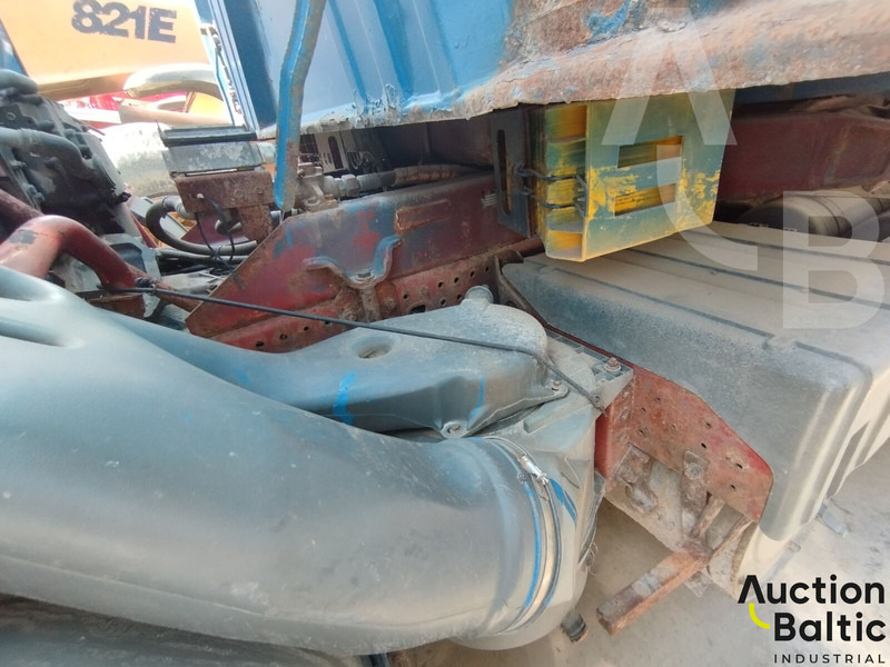 Camion benne Iveco 260 E44: photos 15 Camion benne Iveco 260 E44: photos 15