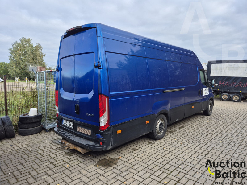 Iveco 35S17 - Fourgon utilitaire: photos 3 Iveco 35S17 - Fourgon utilitaire: photos 3
