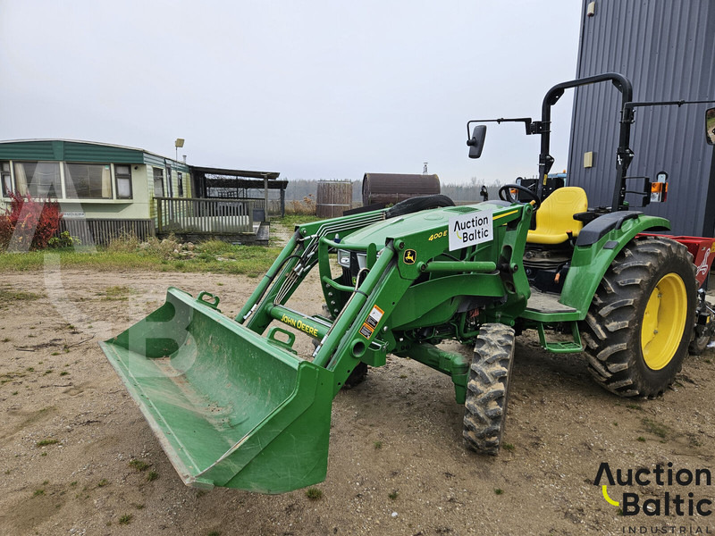 John Deere 4049 M - Tracteur agricole: photos 1 John Deere 4049 M - Tracteur agricole: photos 1