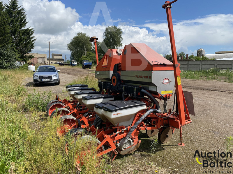 Kuhn Planter 2 - Semoir monograine: photos 4 Kuhn Planter 2 - Semoir monograine: photos 4