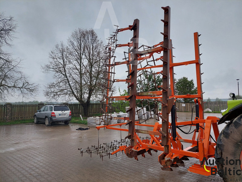 Laumetris - Herse: photos 3 Laumetris - Herse: photos 3
