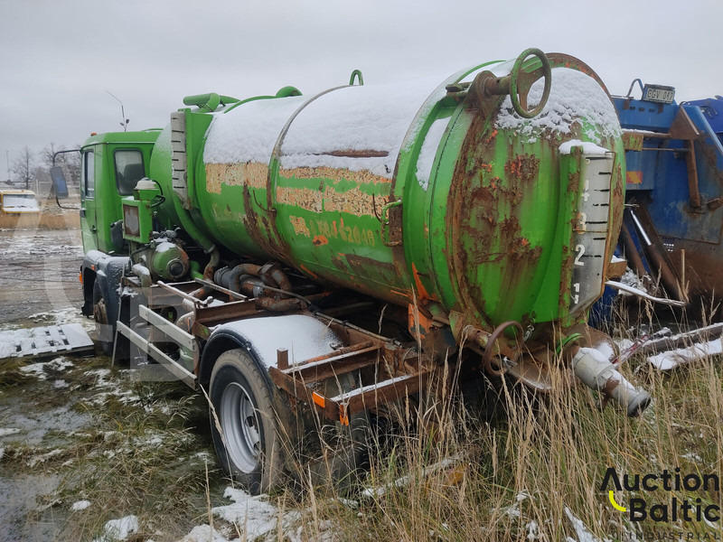 MAN 15.163 - Camion vidangeur: photos 3 MAN 15.163 - Camion vidangeur: photos 3