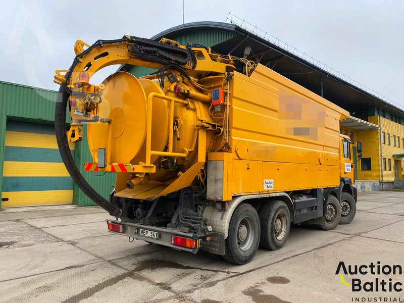 MAN T46 - Camion vidangeur: photos 4 MAN T46 - Camion vidangeur: photos 4