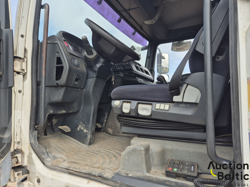 MAN TGA26.440 - Remorqueuse: photos 5 MAN TGA26.440 - Remorqueuse: photos 5