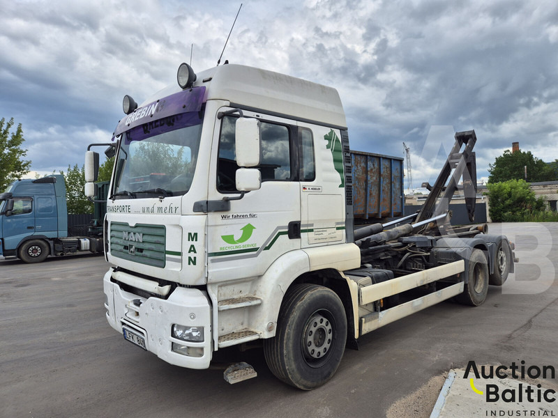 MAN TGA26.463 - Camion ampliroll: photos 1 MAN TGA26.463 - Camion ampliroll: photos 1
