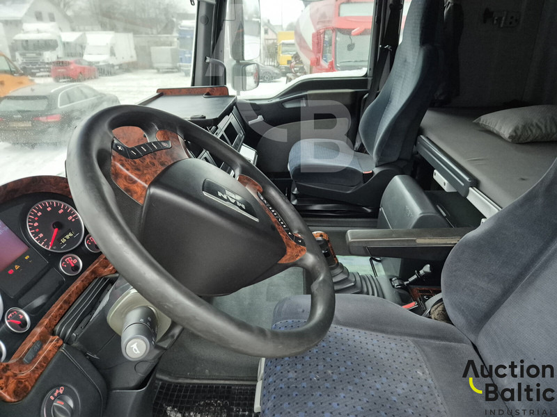 Camion malaxeur MAN TGA26.480 6X4 BL: photos 6