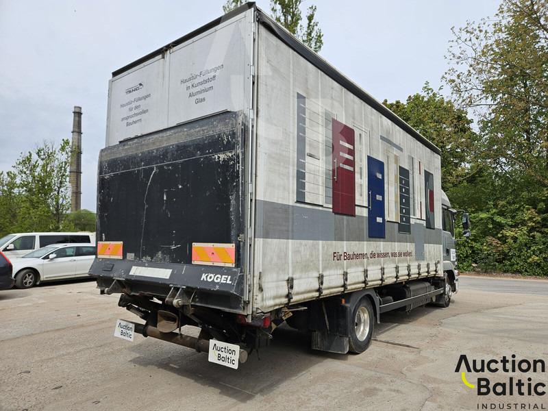 MAN TGL8.250 - Camion à rideaux coulissants: photos 3 MAN TGL8.250 - Camion à rideaux coulissants: photos 3