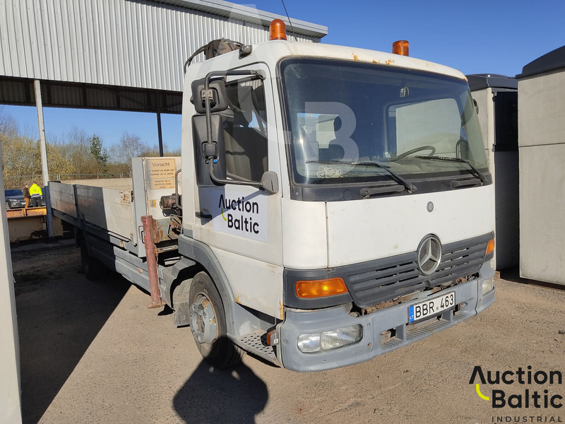 Mercedes-Benz 1017 - Camion benne: photos 1 Mercedes-Benz 1017 - Camion benne: photos 1