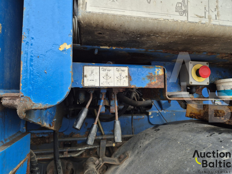 Pompe à béton stationnaire Mercedes-Benz Actros 3235: photos 20 Pompe à béton stationnaire Mercedes-Benz Actros 3235: photos 20