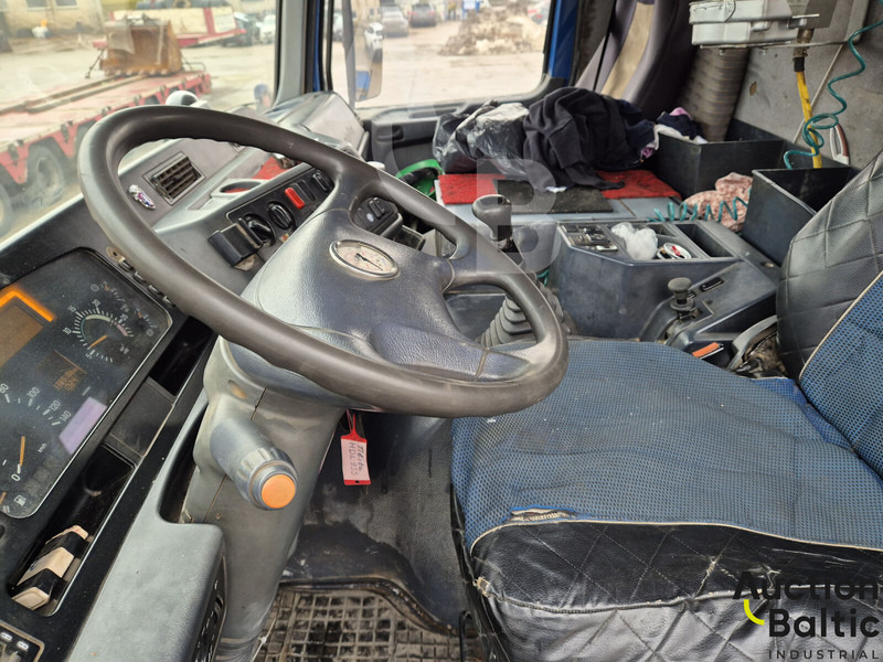 Pompe à béton stationnaire Mercedes-Benz Actros 3235: photos 7 Pompe à béton stationnaire Mercedes-Benz Actros 3235: photos 7