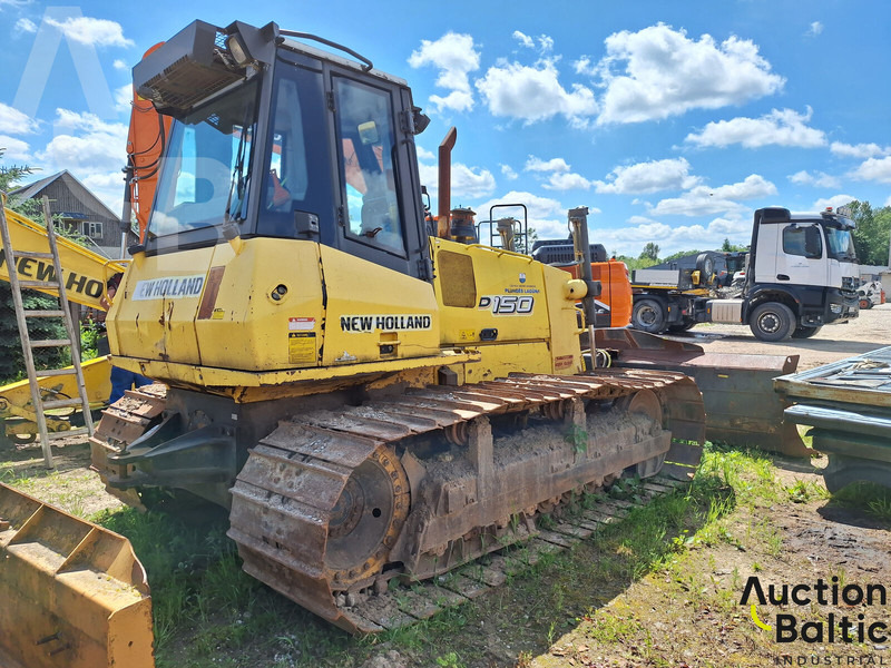 New Holland D 150 - Bulldozer: photos 3 New Holland D 150 - Bulldozer: photos 3