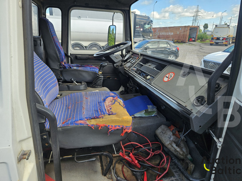 Renault Midliner S 150 - Camion citerne: photos 5 Renault Midliner S 150 - Camion citerne: photos 5