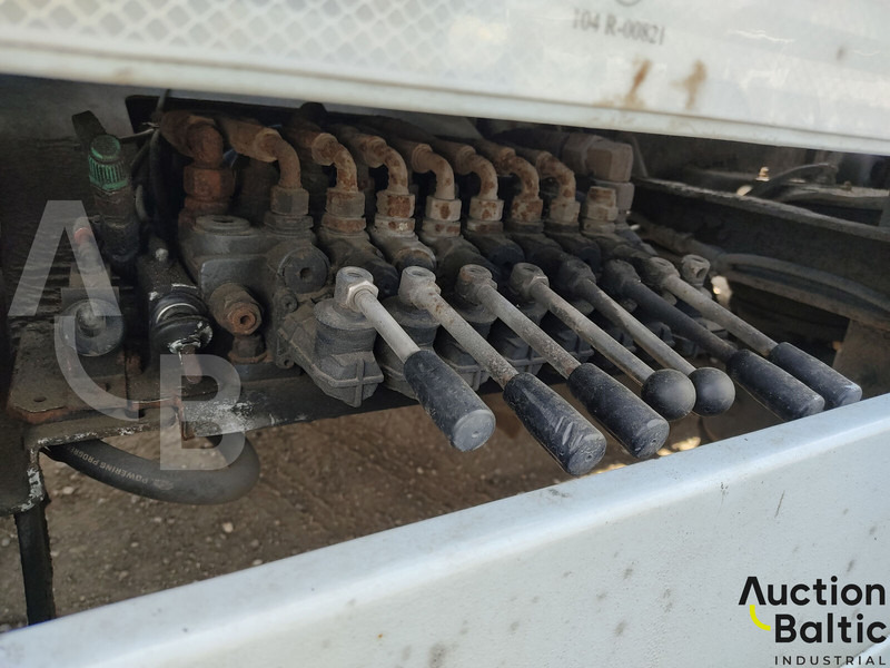 Renault Premium — crédit-bail Renault Premium: photos 12 Renault Premium — crédit-bail Renault Premium: photos 12