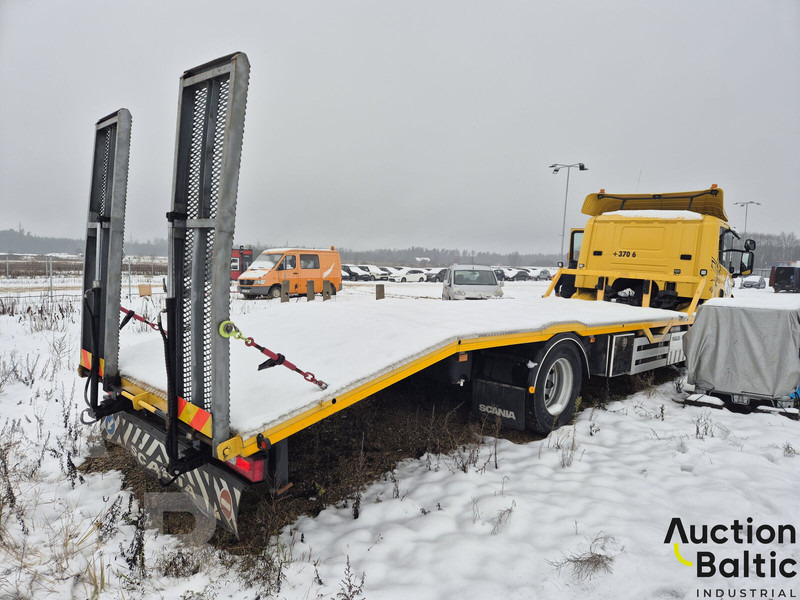 Scania P 230 - Remorqueuse: photos 3 Scania P 230 - Remorqueuse: photos 3