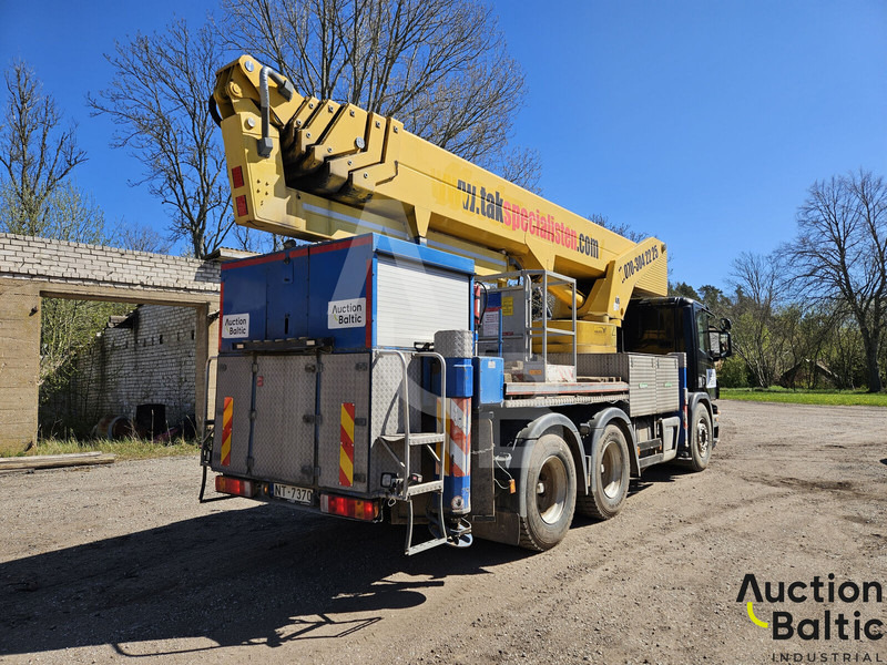 Scania P 310 - Camion avec nacelle: photos 3 Scania P 310 - Camion avec nacelle: photos 3