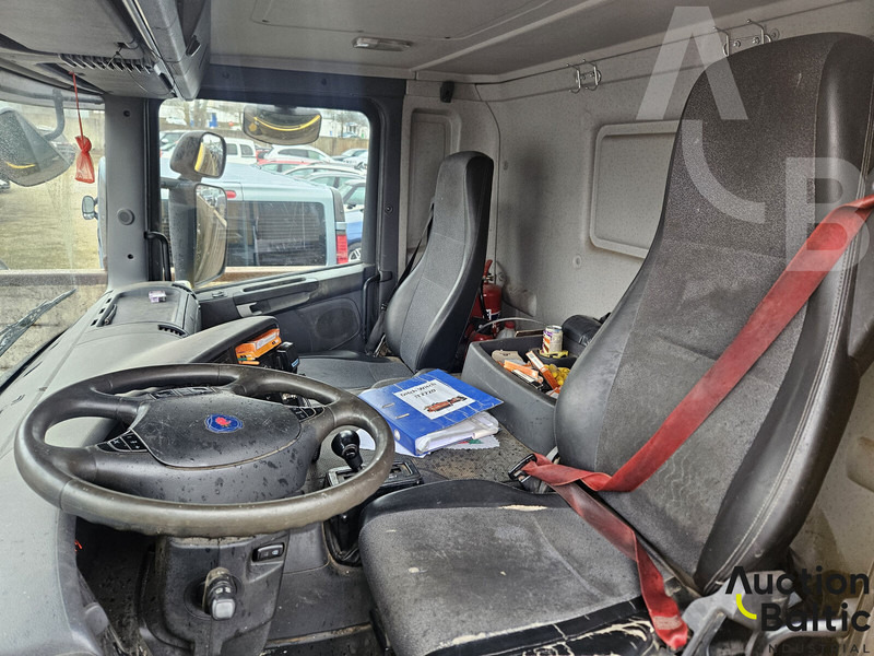 Camion fourgon Scania P380: photos 13