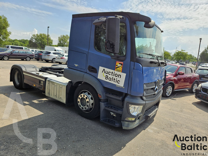 Mercedes-Benz Actros 1843 - Tracteur routier: photos 2 Mercedes-Benz Actros 1843 - Tracteur routier: photos 2