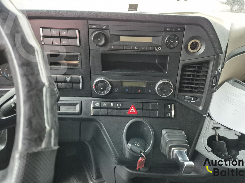 Tracteur routier Mercedes-Benz Actros 1845: photos 10