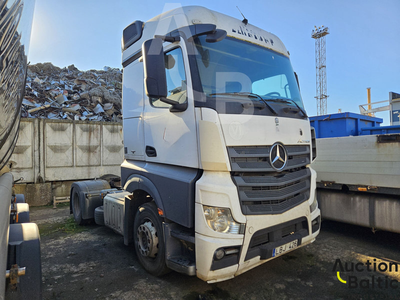 Mercedes-Benz Actros - Tracteur routier: photos 1 Mercedes-Benz Actros - Tracteur routier: photos 1