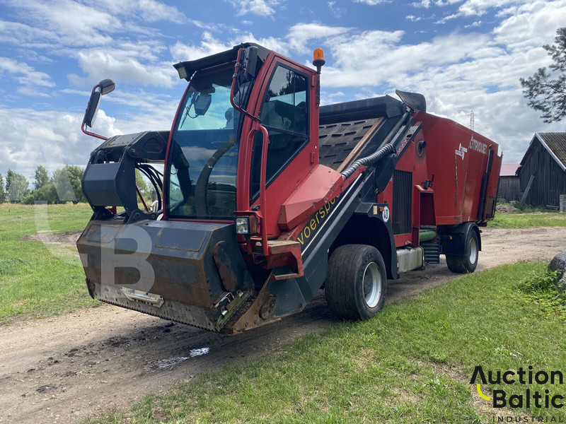 Trioliet TRIOTRAC 2-2000 - Matériel d'élevage: photos 1 Trioliet TRIOTRAC 2-2000 - Matériel d'élevage: photos 1