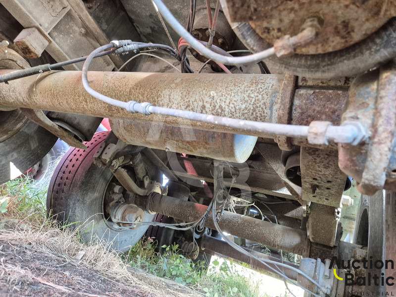 VAN DEN DIJSSEL VD 32.120 - Semi-remorque citerne: photos 5 VAN DEN DIJSSEL VD 32.120 - Semi-remorque citerne: photos 5