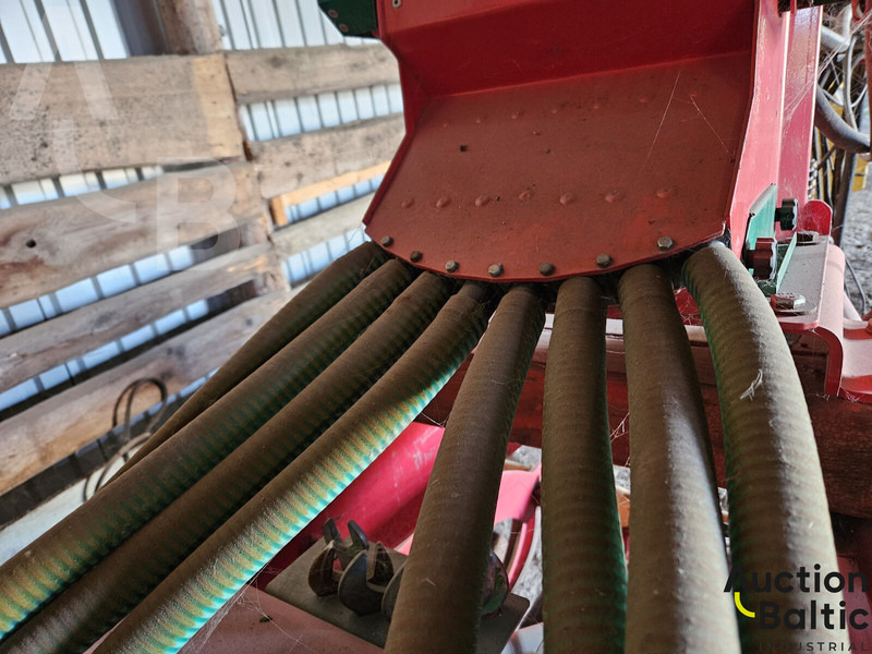 Vaderstad Carrier650 - Cover crop: photos 5 Vaderstad Carrier650 - Cover crop: photos 5