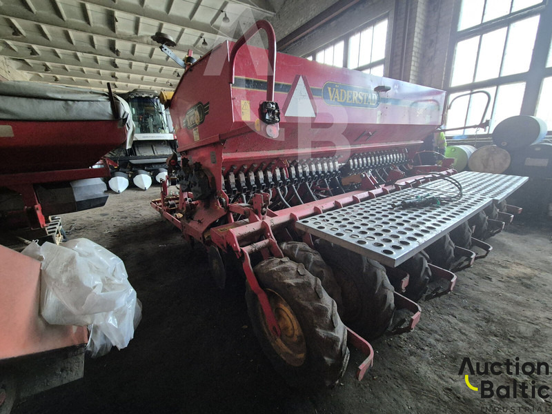 Vaderstad Rapid400C - Semoir/ Planteuse: photos 4 Vaderstad Rapid400C - Semoir/ Planteuse: photos 4