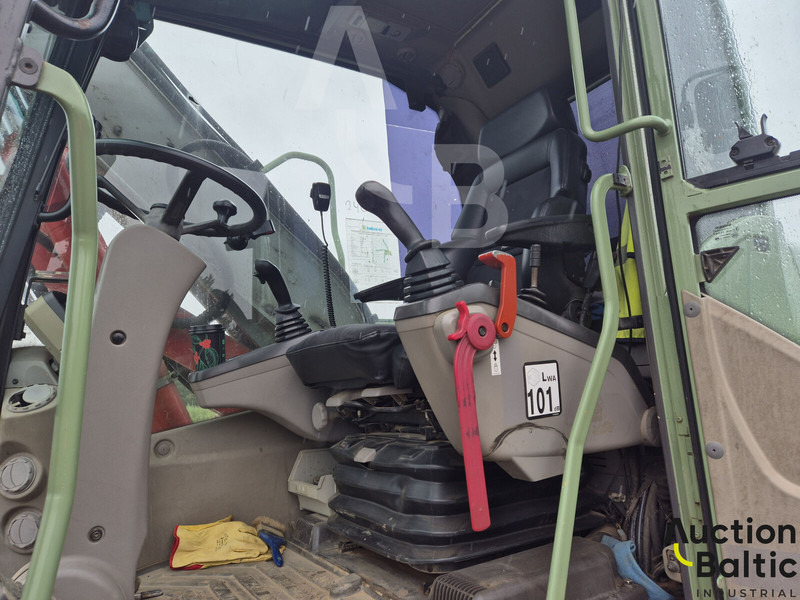 Volvo EW 140 C - Pelle sur pneus: photos 5 Volvo EW 140 C - Pelle sur pneus: photos 5