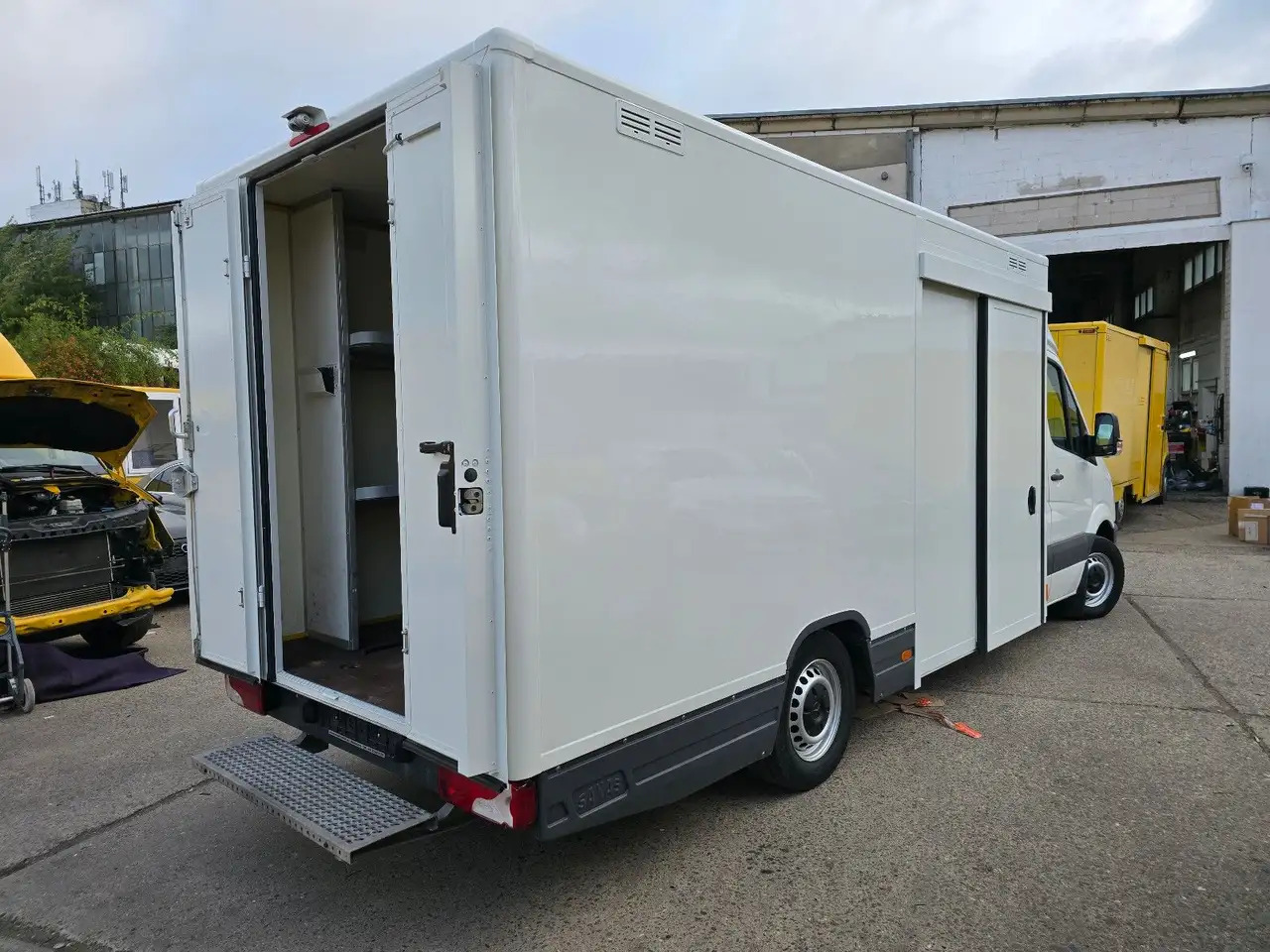 Mercedes-Benz Sprinter/Koffer/Regalsystem/ EU5/ 1. Hand - Fourgon grand volume: photos 5 Mercedes-Benz Sprinter/Koffer/Regalsystem/ EU5/ 1. Hand - Fourgon grand volume: photos 5