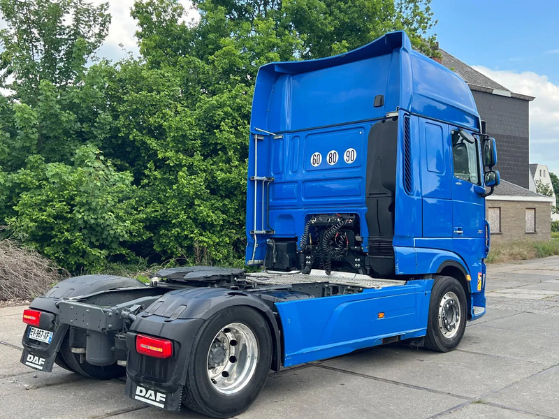 DAF XF 480 2018-XF480 Super space Cab***Standclima-Parkclima*** - Tracteur routier: photos 5 DAF XF 480 2018-XF480 Super space Cab***Standclima-Parkclima*** - Tracteur routier: photos 5