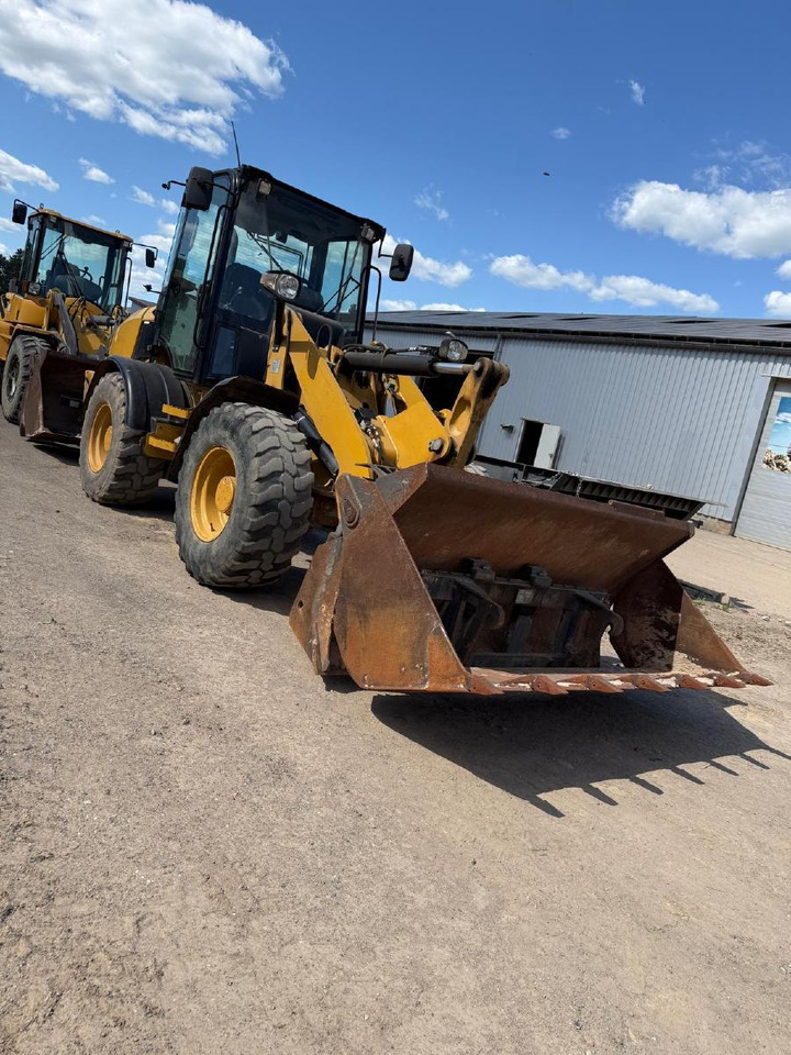 Caterpillar 908 H 2 mal verfügbar - Chargeuse sur pneus: photos 5 Caterpillar 908 H 2 mal verfügbar - Chargeuse sur pneus: photos 5