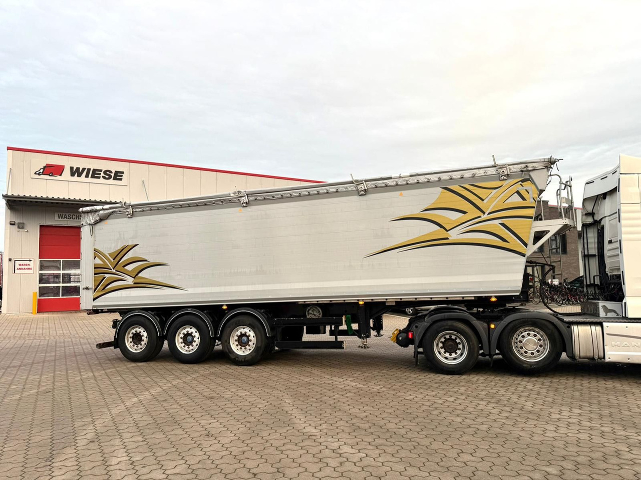 Benalu Bulkliner 95 Alu Kippmulde 51,5m³ - Semi-remorque benne: photos 5 Benalu Bulkliner 95 Alu Kippmulde 51,5m³ - Semi-remorque benne: photos 5